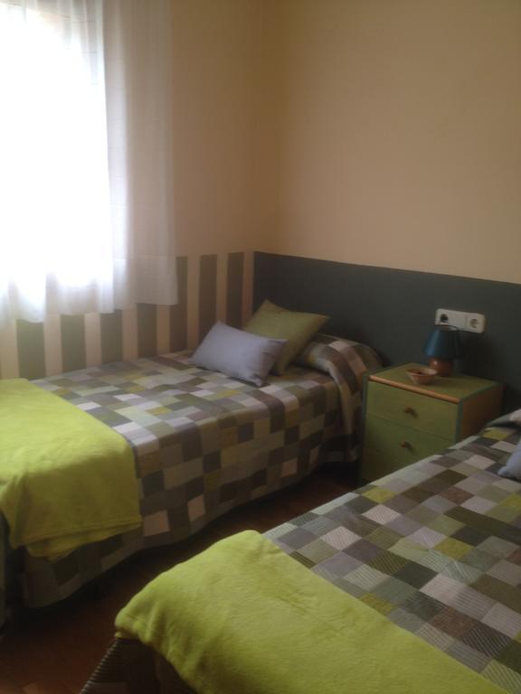 Apartaments El Ribal Valencia D'Aneu Quarto foto