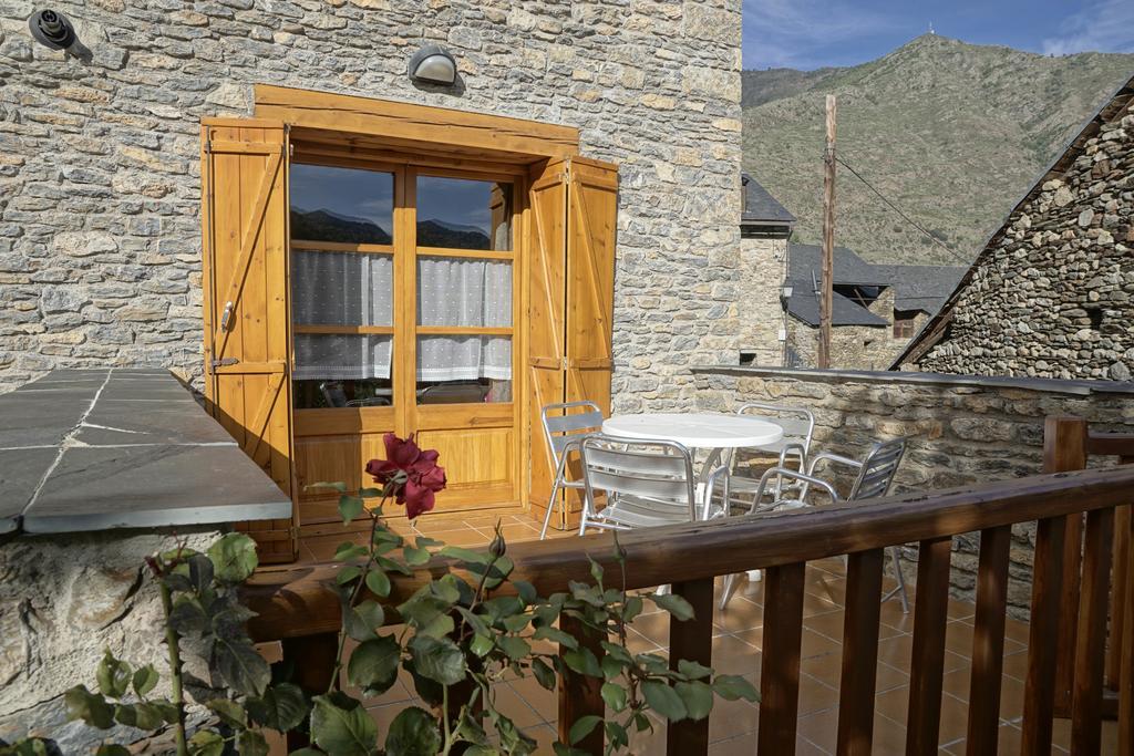 Apartaments El Ribal Valencia D'Aneu Quarto foto